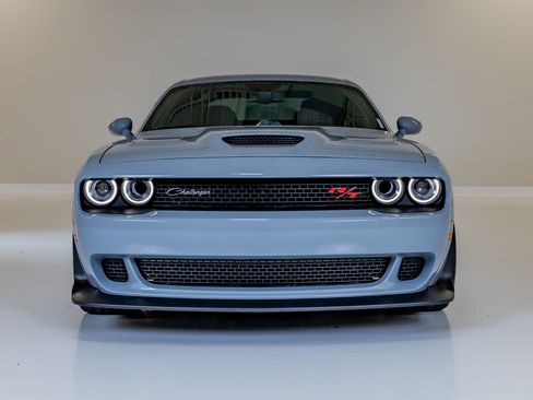 Used 2022 Dodge Challenger R/T Scat Pack RWD image 2