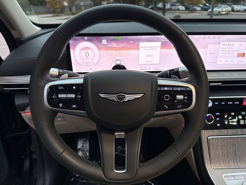 Used 2025 Genesis GV80 3.5T Advanced image 16