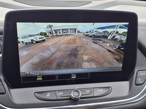 Used 2025 Chevrolet Blazer LT AWD/4WD image 5