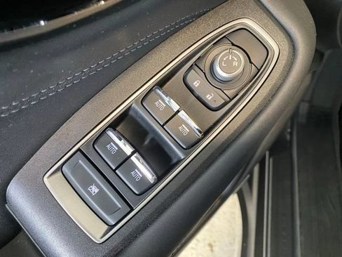 Certified 2024 Subaru Outback Limited AWD/4WD image 10
