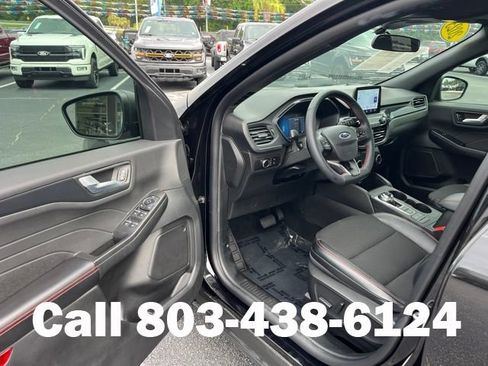 Used 2025 Ford Escape ST-Line FWD image 5