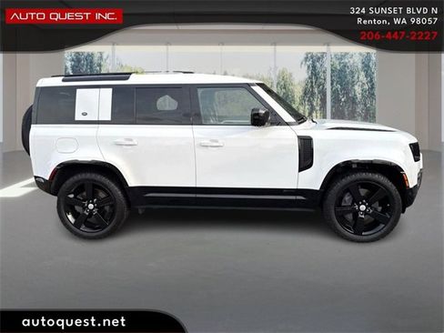 Used 2021 Land Rover Defender 110 X-Dynamic HSE image 4