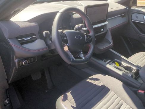 Used 2025 Ford Explorer ST-Line w/ Premium Package AWD/4WD image 13