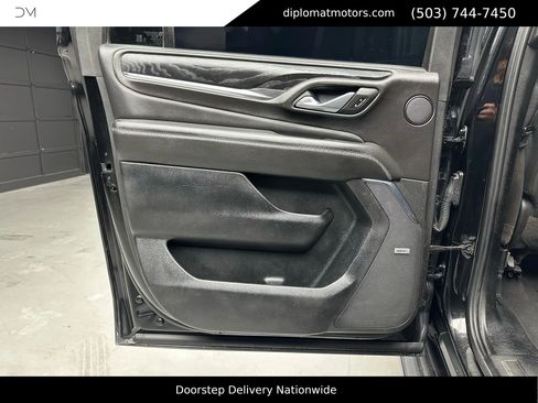 Used 2022 GMC Yukon XL Denali w/ Advanced Technology Package image 40