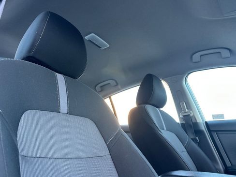 Used 2023 Nissan Sentra SV image 18