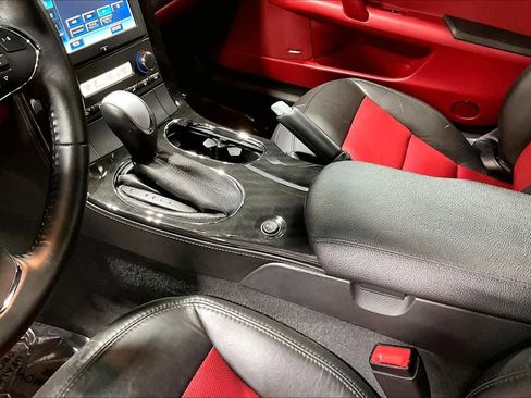 Used 2013 Chevrolet Corvette Grand Sport w/ 2LT Preferred Equipment Group image 13