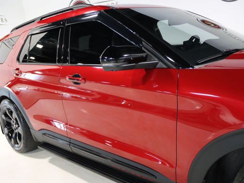 Used 2022 Ford Explorer ST w/ Equipment Group 401A AWD/4WD image 9