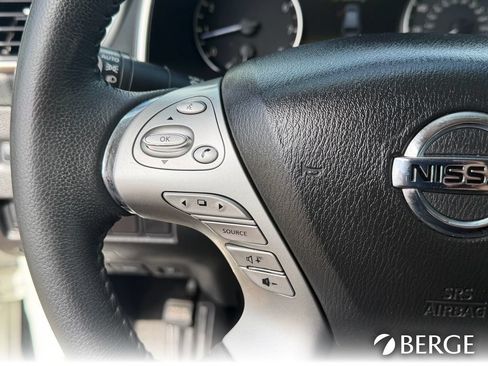 Used 2016 Nissan Murano Platinum w/ Platinum Technology Package FWD image 32