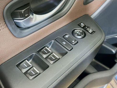 Used 2026 Honda Pilot Elite image 7