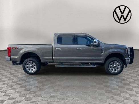 Used 2018 Ford F250 Lariat w/ Chrome Package image 2