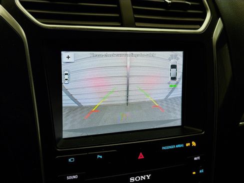 Used 2019 Ford Explorer Sport w/ Equipment Group 401A image 9