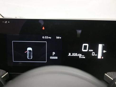 Used 2025 Nissan Kicks SV w/ SV Premium Package AWD/4WD image 16