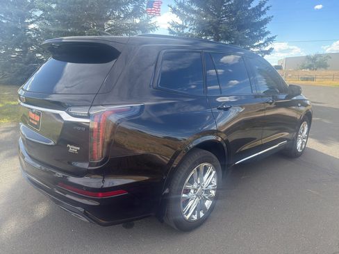 Used 2022 Cadillac XT6 Sport image 6
