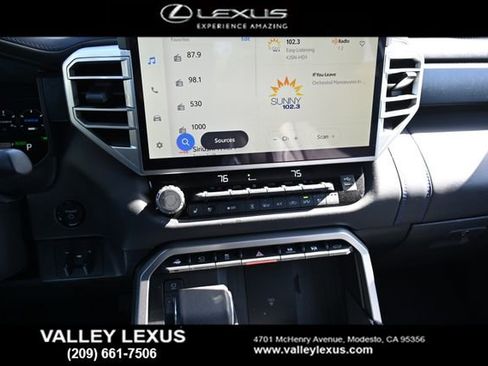 Used 2025 Toyota Tundra Platinum image 9