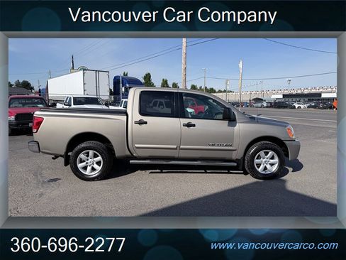 Used 2008 Nissan Titan SE AWD/4WD image 8