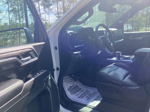 Used 2023 Chevrolet Silverado 1500 LTZ image 10