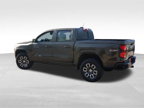 Certified 2023 Chevrolet Colorado Z71 w/ Z71 Convenience Package 2 AWD/4WD image 8