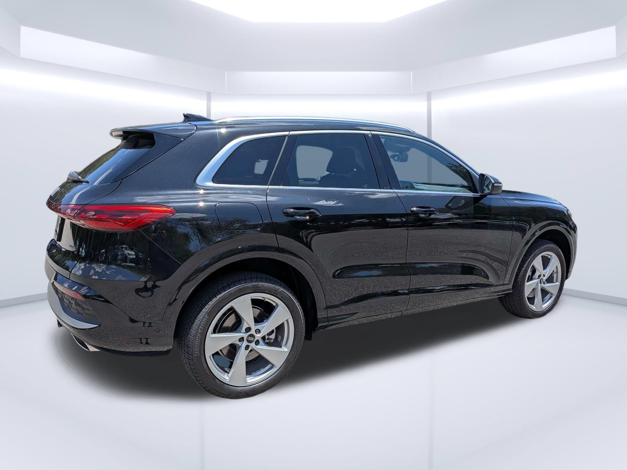 New 2026 Audi Q5 Premium AWD/4WD image 3