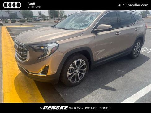 Used 2018 GMC Terrain SLT w/ Preferred Package FWD image 1