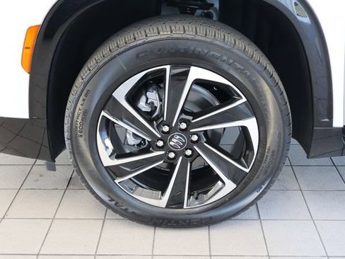 New 2026 Buick Enclave Sport Touring w/ Power Package FWD image 10