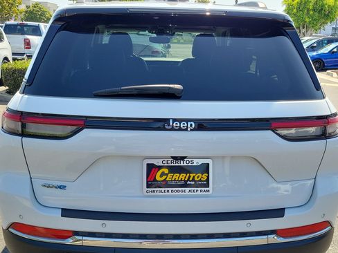 Used 2024 Jeep Grand Cherokee Limited 4xe AWD/4WD image 5