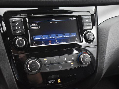 Used 2022 Nissan Rogue Sport S FWD image 18