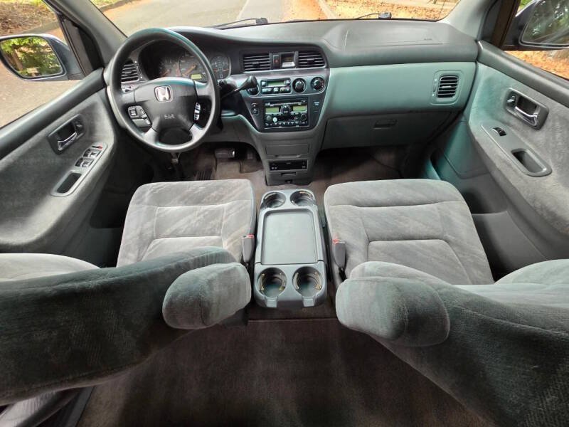Used 2004 Honda Odyssey EX image 12