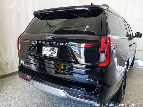 Certified 2025 Ford Expedition Max Platinum AWD/4WD image 7