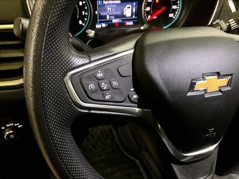 Used 2020 Chevrolet Equinox LT FWD image 20
