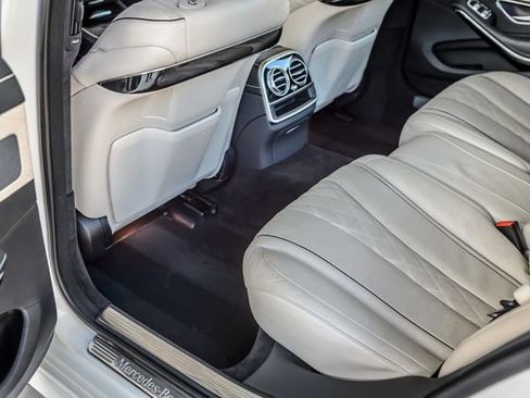 Used 2018 Mercedes-Benz S 560 4MATIC Sedan image 47