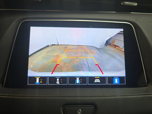 Used 2023 Cadillac XT4 Premium Luxury w/ Enhanced Visibility Package FWD image 20