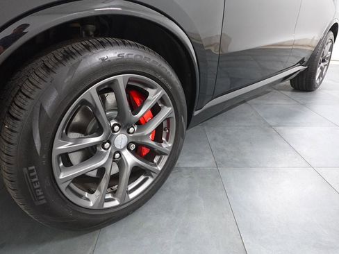 Used 2020 Dodge Durango SRT image 32