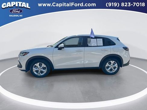 Used 2023 Honda HR-V LX image 5