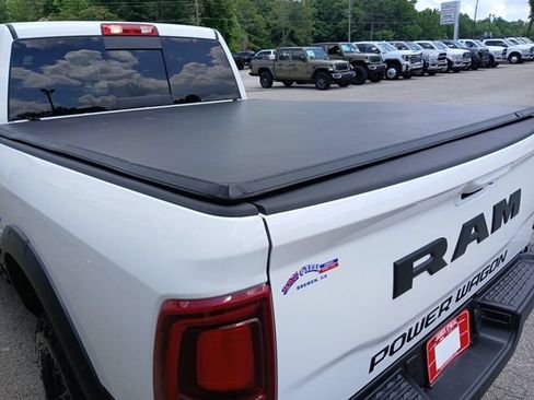Used 2026 RAM 2500 4x4 Crew Cab image 9