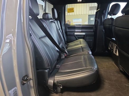 Used 2020 Ford F150 Lariat w/ Equipment Group 502A Luxury image 14