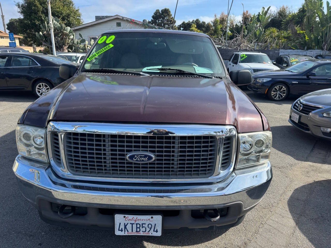 Used 2000 Ford Excursion Limited RWD image 3