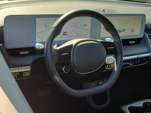Certified 2024 Hyundai Ioniq 5 SEL RWD image 9