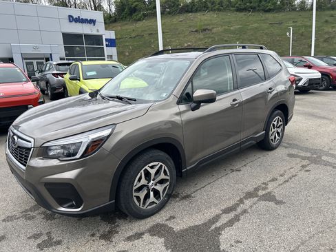 Used 2021 Subaru Forester Premium w/ Popular Package #1 AWD/4WD image 21