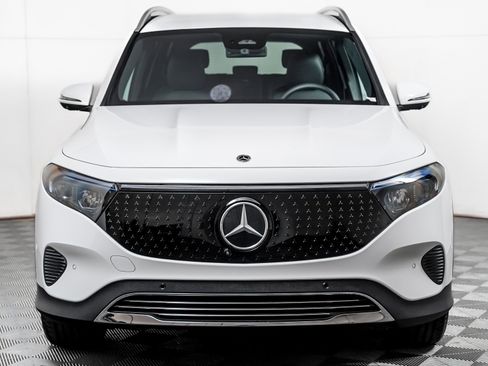 Certified 2025 Mercedes-Benz EQB 250+ image 5