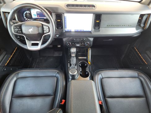 Used 2024 Ford Bronco Badlands AWD/4WD image 30