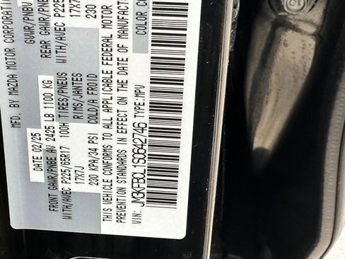 Used 2025 MAZDA CX-5 AWD 2.5 S w/ Preferred Package image 24