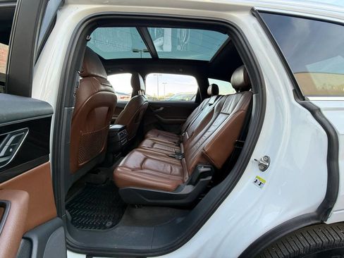 Used 2017 Audi Q7 3.0T Premium Plus w/ Premium Plus Package image 21