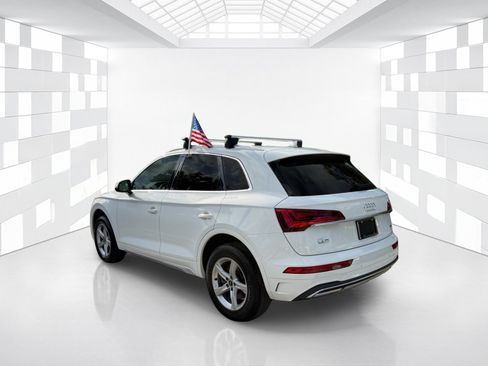 Used 2021 Audi Q5 2.0T Premium w/ Convenience Package AWD/4WD image 5