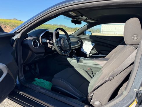 Used 2022 Chevrolet Camaro LT w/ RS Package image 18