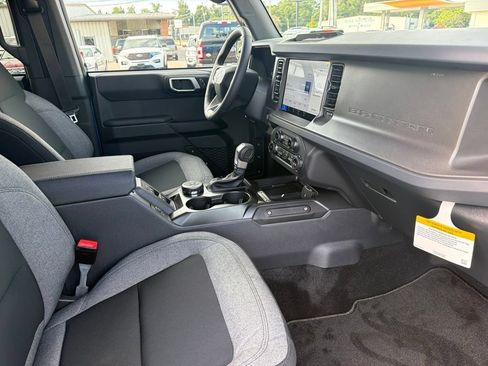 New 2026 Ford Bronco Big Bend AWD/4WD image 19