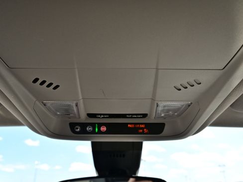 Used 2024 Chevrolet Equinox LS image 27