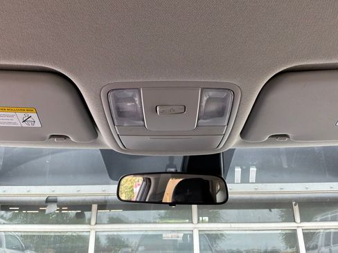 Used 2025 Kia Soul LX w/ LX Technology Package FWD image 14