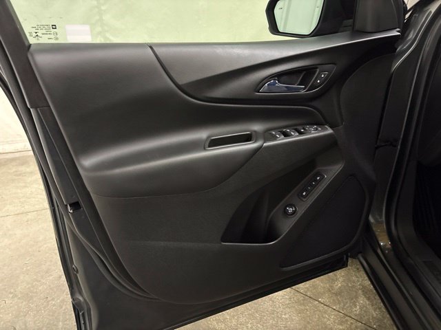 Used 2021 Chevrolet Equinox LT FWD image 31