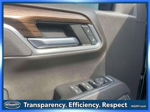 Used 2025 Chevrolet Silverado 1500 LT Trail Boss w/ Convenience Package II image 18