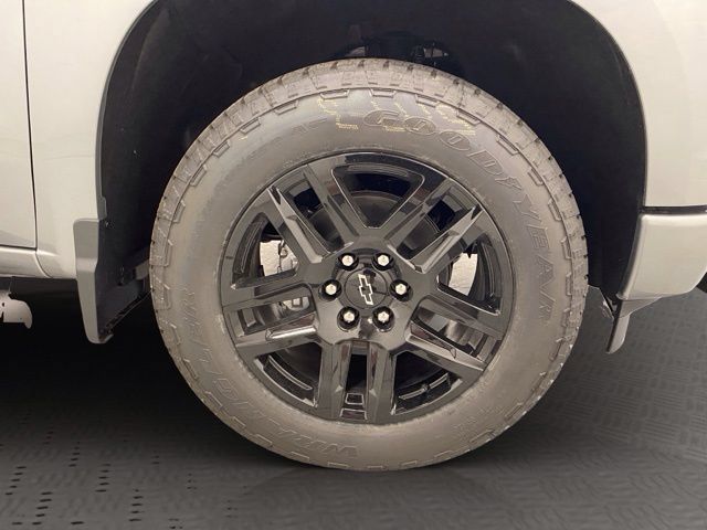 New 2026 Chevrolet Silverado 1500 Custom w/ Turbomax Blackout Package AWD/4WD image 15